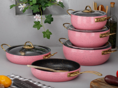 Набір каструль PEMBE (розовий)GUVEC 9 предметів  преміум класу від ТМ EVREN.